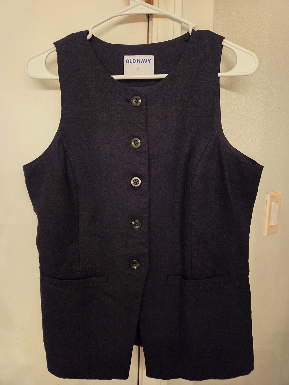Old Navy Black Sleeveless Button-Front Vest